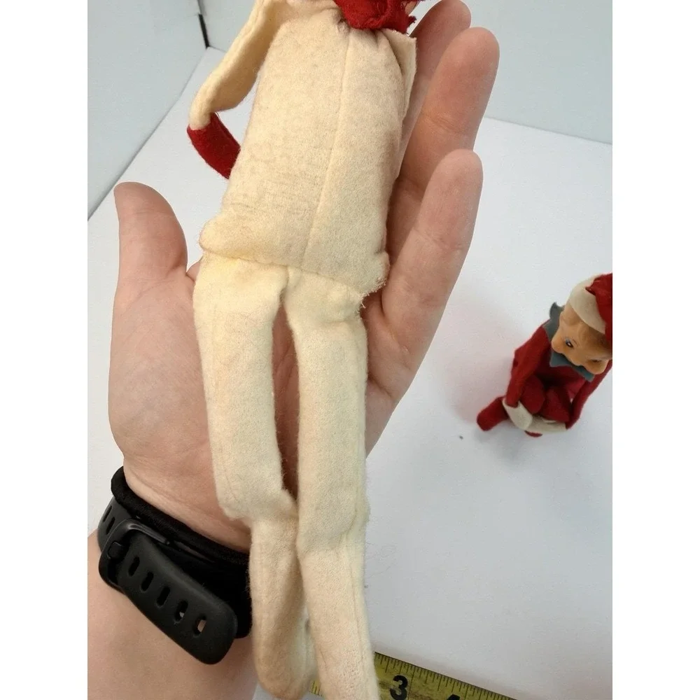 Christmas Knew Hugger Elf Ornament Shelf Sitter Pixie Kitschy Holiday Lot 2 READ